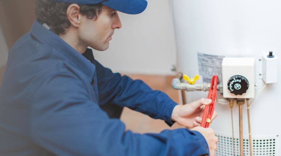 Expert burst pipe repair services in Eaton, IN